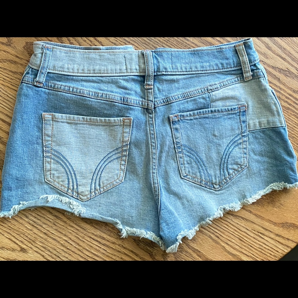 Hollister vintage (booty) shorts. Size 3.